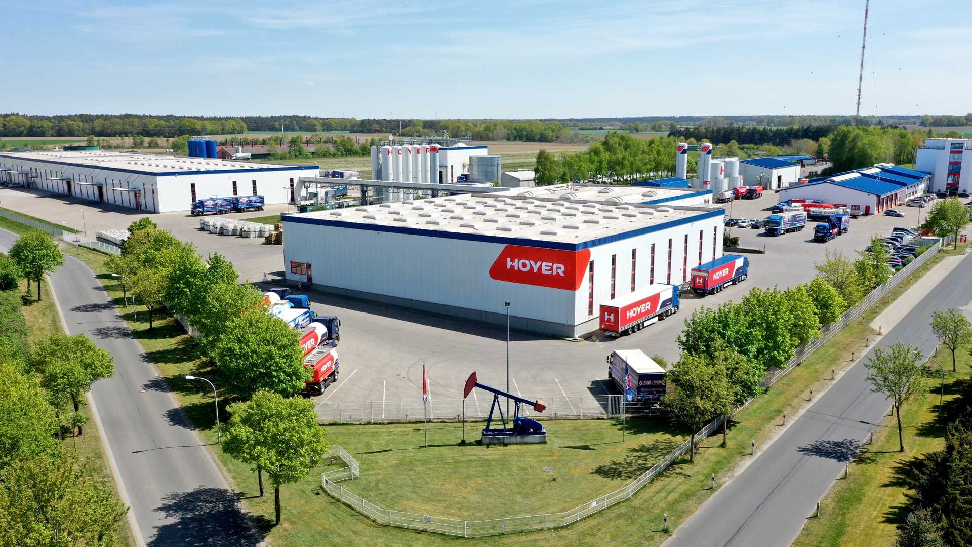 Hoyer Mineralölwerk von oben