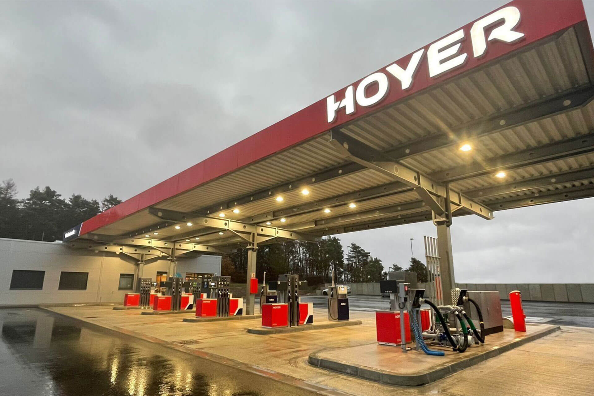 Hoyer Tankstellen ▷ immer einen Besuch wert